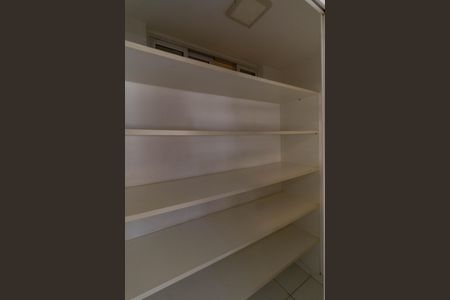 Apartamento à venda com 118m², 2 quartos e 1 vagaÁrea de Serviço