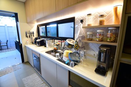 Casa de condomínio à venda com 145m², 3 quartos e 2 vagasCozinha