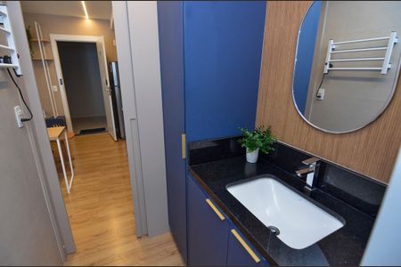 Studio para alugar com 32m², 1 quarto e sem vaga Studio para alugar com 32m², 1 quarto e sem vagaBanheiro