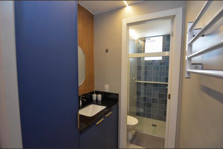 Studio para alugar com 32m², 1 quarto e sem vaga Studio para alugar com 32m², 1 quarto e sem vagaBanheiro