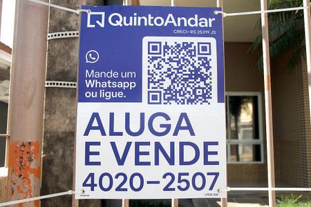 Apartamento à venda com 71m², 2 quartos e 2 vagasPlaquinha