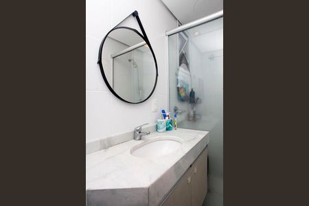 Apartamento à venda com 71m², 2 quartos e 2 vagasBanheiro 2