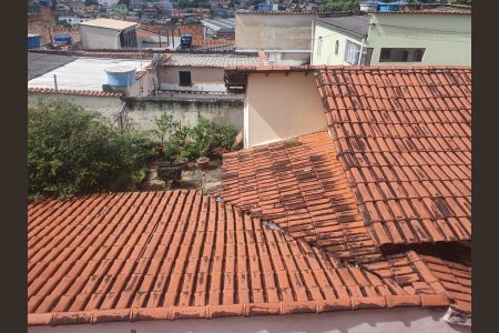 Casa à venda com 360m², 3 quartos e 2 vagas Casa à venda com 360m², 3 quartos e 2 vagasVista da janela