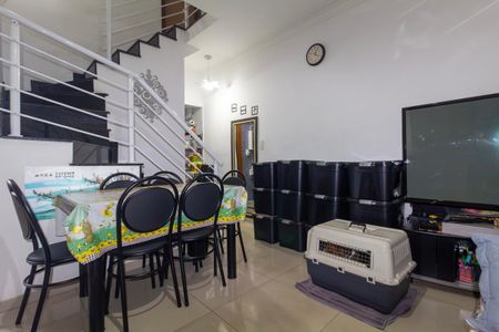 Sala de casa à venda com 2 quartos, 100m² em Vila Carrão, São Paulo