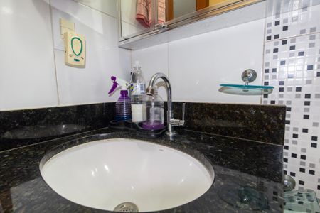 Casa à venda com 100m², 2 quartos e 3 vagasBanheiro 1