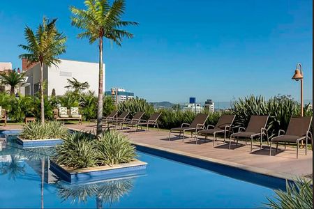 Apartamento à venda com 45m², 1 quarto e 1 vagaÁrea comum - Piscina