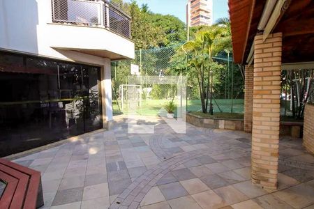 Apartamento à venda com 130m², 4 quartos e 3 vagas Apartamento à venda com 130m², 4 quartos e 3 vagasÁrea comum - Churrasqueira