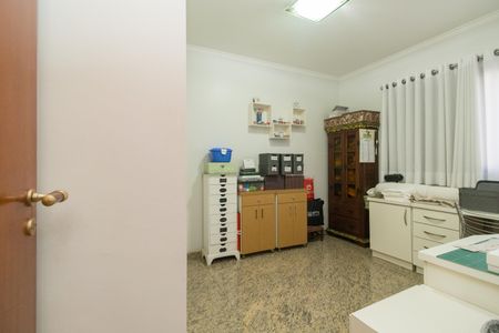 Apartamento à venda com 130m², 4 quartos e 3 vagas Apartamento à venda com 130m², 4 quartos e 3 vagasQuarto 2