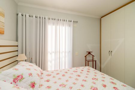 Apartamento à venda com 130m², 4 quartos e 3 vagas Apartamento à venda com 130m², 4 quartos e 3 vagasSuíte