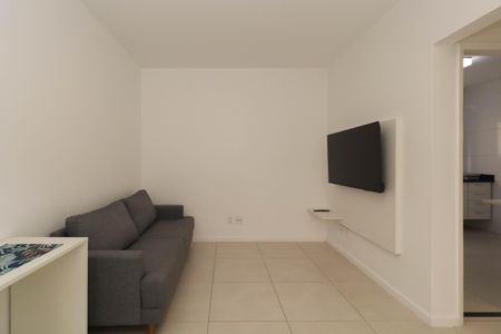 Sala de apartamento para alugar com 2 quartos, 71m² em Sumaré, São Paulo