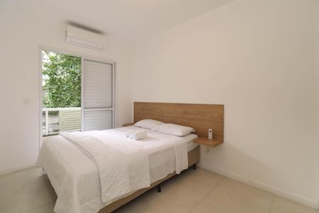 Quarto 1 de apartamento para alugar com 2 quartos, 71m² em Sumaré, São Paulo