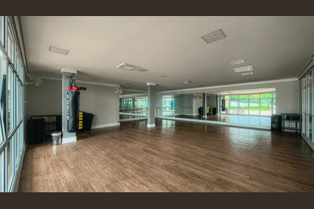 Apartamento à venda com 130m², 3 quartos e 2 vagas Apartamento à venda com 130m², 3 quartos e 2 vagasÁrea comum - Academia