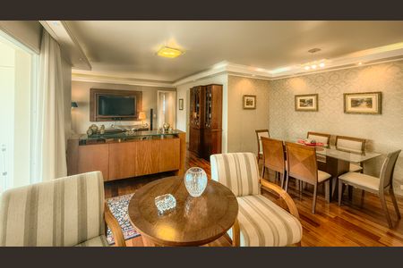 Apartamento à venda com 130m², 3 quartos e 2 vagas Apartamento à venda com 130m², 3 quartos e 2 vagasSala