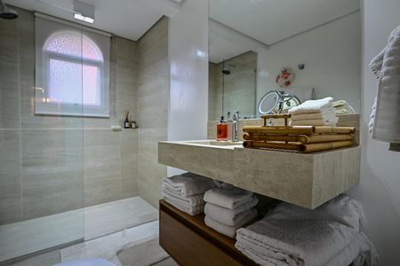 Apartamento à venda com 210m², 3 quartos e 2 vagasBanheiro da Suíte  3