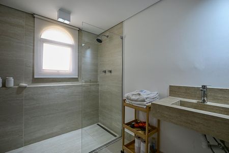 Apartamento à venda com 210m², 3 quartos e 2 vagasBanheiro Suíte 1