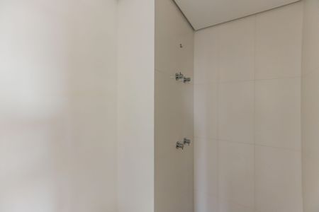 Apartamento à venda com 87m², 2 quartos e 1 vaga Apartamento à venda com 87m², 2 quartos e 1 vagaBanheiro