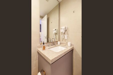 Studio para alugar com 24m², 0 quarto e sem vaga Studio para alugar com 24m², 0 quarto e sem vagaBanheiro