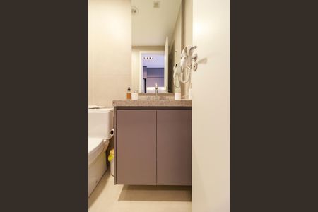 Studio para alugar com 24m², 0 quarto e sem vaga Studio para alugar com 24m², 0 quarto e sem vagaBanheiro