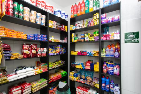 Apartamento à venda com 32m², 2 quartos e sem vaga Apartamento à venda com 32m², 2 quartos e sem vagaÁrea comum - Mercadinho