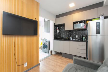 Sala / Cozinha  de apartamento à venda com 2 quartos, 32m² em Cidade Antônio Estêvão de Carvalho, São Paulo