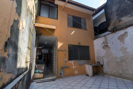 Casa para alugar com 115m², 3 quartos e 1 vagaQuintal e Fachada dos fundos