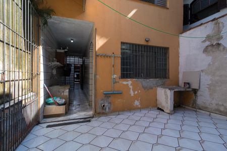 Casa para alugar com 115m², 3 quartos e 1 vagaQuintal e Fachada dos fundos