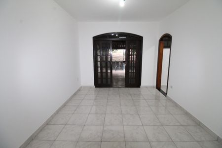 Casa para alugar com 210m², 4 quartos e 2 vagasSuíte 1