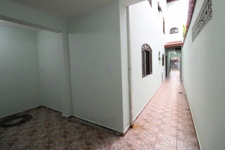 Casa para alugar com 210m², 4 quartos e 2 vagasQuintal / Área de Serviço