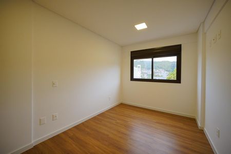 Suite de apartamento para alugar com 2 quartos, 64m² em Saco dos Limões, Florianópolis