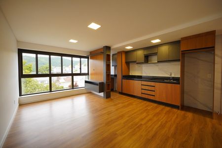 Sala de apartamento para alugar com 2 quartos, 64m² em Saco dos Limões, Florianópolis