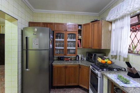 Casa à venda com 525m², 3 quartos e 4 vagas Casa à venda com 525m², 3 quartos e 4 vagasCozinha