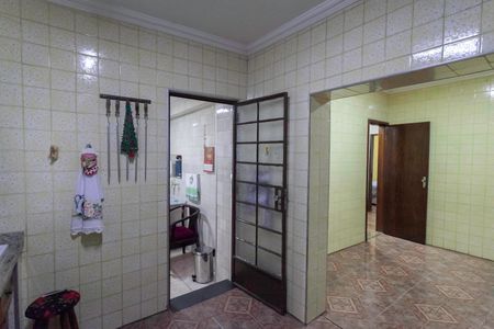 Casa à venda com 525m², 3 quartos e 4 vagas Casa à venda com 525m², 3 quartos e 4 vagasCozinha