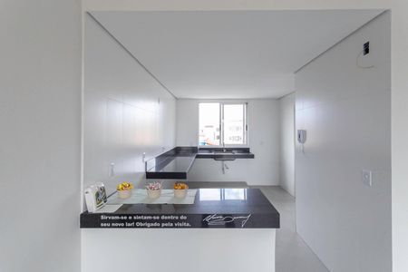Apartamento à venda com 85m², 3 quartos e 2 vagasCozinha