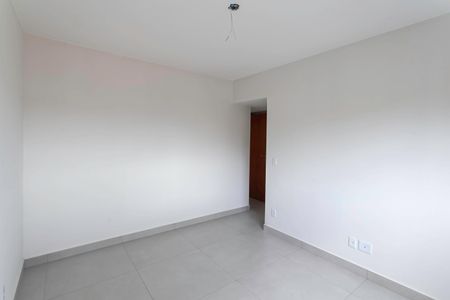 Apartamento à venda com 85m², 3 quartos e 2 vagasSuíte 