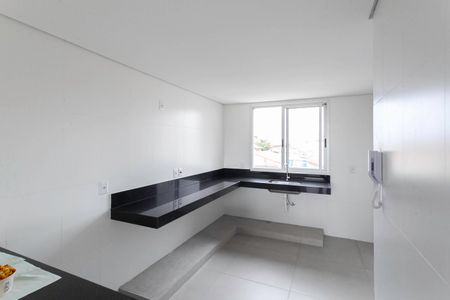 Apartamento à venda com 85m², 3 quartos e 2 vagasCozinha