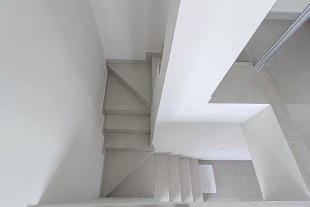 Apartamento à venda com 174m², 4 quartos e 3 vagasEscada