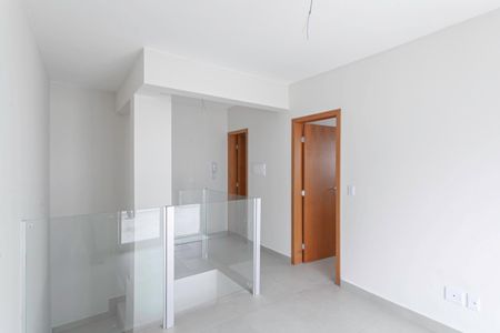 Apartamento à venda com 174m², 4 quartos e 3 vagasCobertura - Sala 2