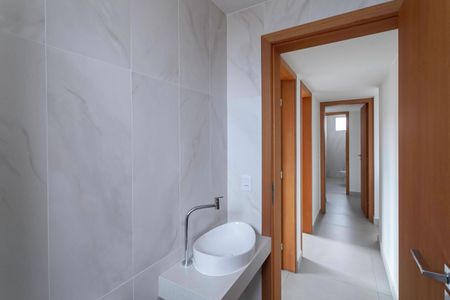 Apartamento à venda com 174m², 4 quartos e 3 vagasBanheiro social 1