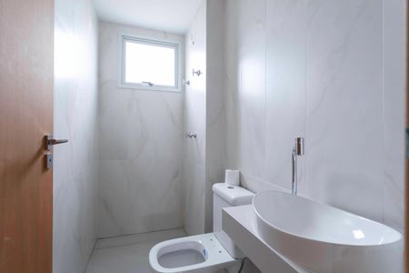 Apartamento à venda com 174m², 4 quartos e 3 vagasBanheiro social 1