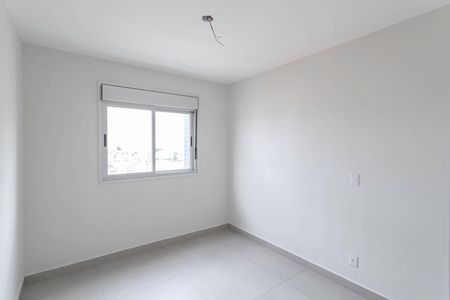 Apartamento à venda com 174m², 4 quartos e 3 vagasQuarto 2