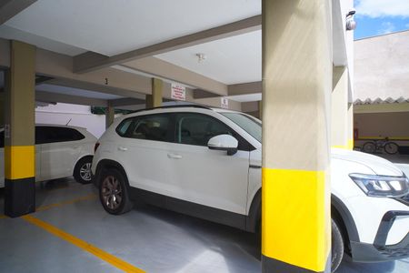 Apartamento para alugar com 105m², 3 quartos e 1 vaga Apartamento para alugar com 105m², 3 quartos e 1 vagaGaragem