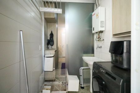 Apartamento à venda com 70m², 2 quartos e 1 vaga Apartamento à venda com 70m², 2 quartos e 1 vagaÁrea de Serviço