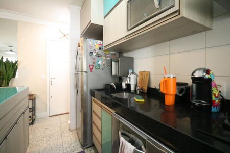 Apartamento à venda com 70m², 2 quartos e 1 vaga Apartamento à venda com 70m², 2 quartos e 1 vagaCozinha