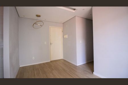 Sala de apartamento para alugar com 2 quartos, 55m² em Jardim Vila Formosa, São Paulo