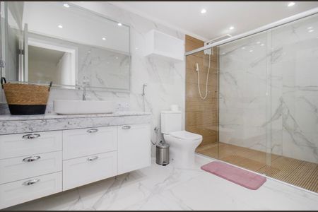 Banheiro de casa à venda com 4 quartos, 424m² em Santo Amaro, São Paulo