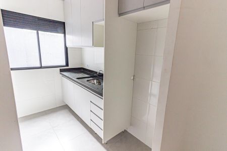 Cozinha de apartamento para alugar com 1 quarto, 24m² em Vila Prudente, São Paulo