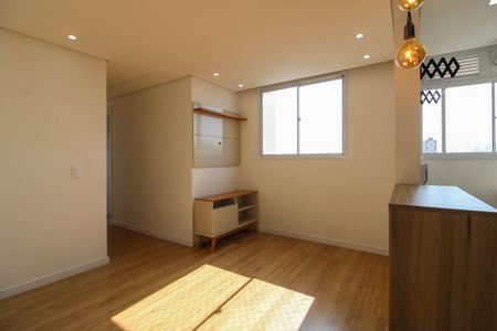 Sala de apartamento para alugar com 2 quartos, 42m² em Jardim Maria Duarte, São Paulo