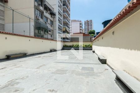 Apartamento para alugar com 111m², 4 quartos e 1 vaga Apartamento para alugar com 111m², 4 quartos e 1 vagaÁrea Comum