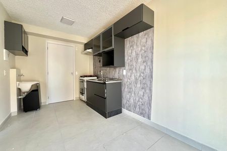 Sala de apartamento para alugar com 1 quarto, 27m² em Jardim Itacolomi, São Paulo