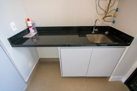 Apartamento à venda com 160m², 3 quartos e 3 vagas Apartamento à venda com 160m², 3 quartos e 3 vagasÁrea de serviço